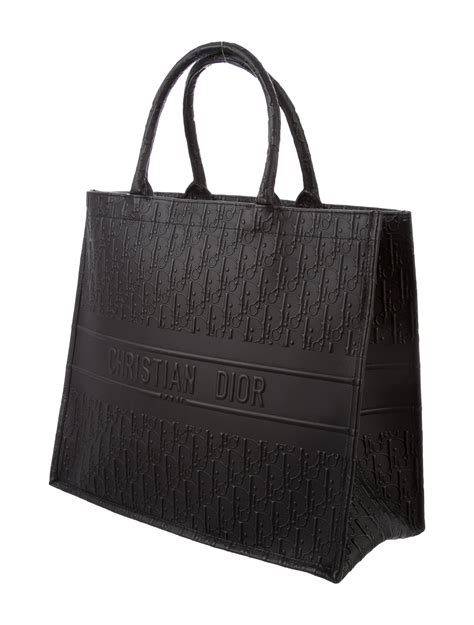 dior book tote bag 價錢|Dior leather tote bag.